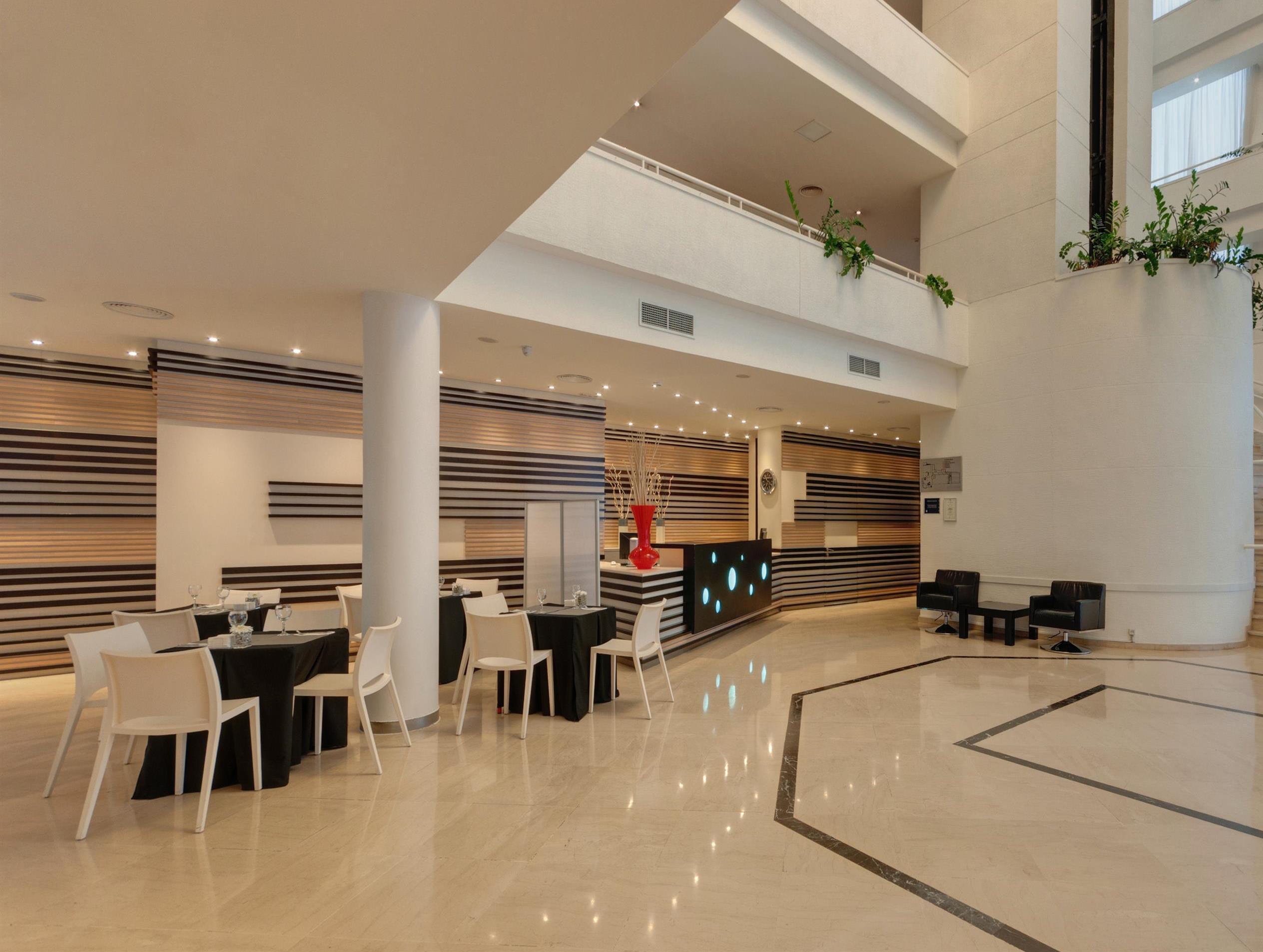 Hotel Ceuta Puerta De Africa Eksteriør billede